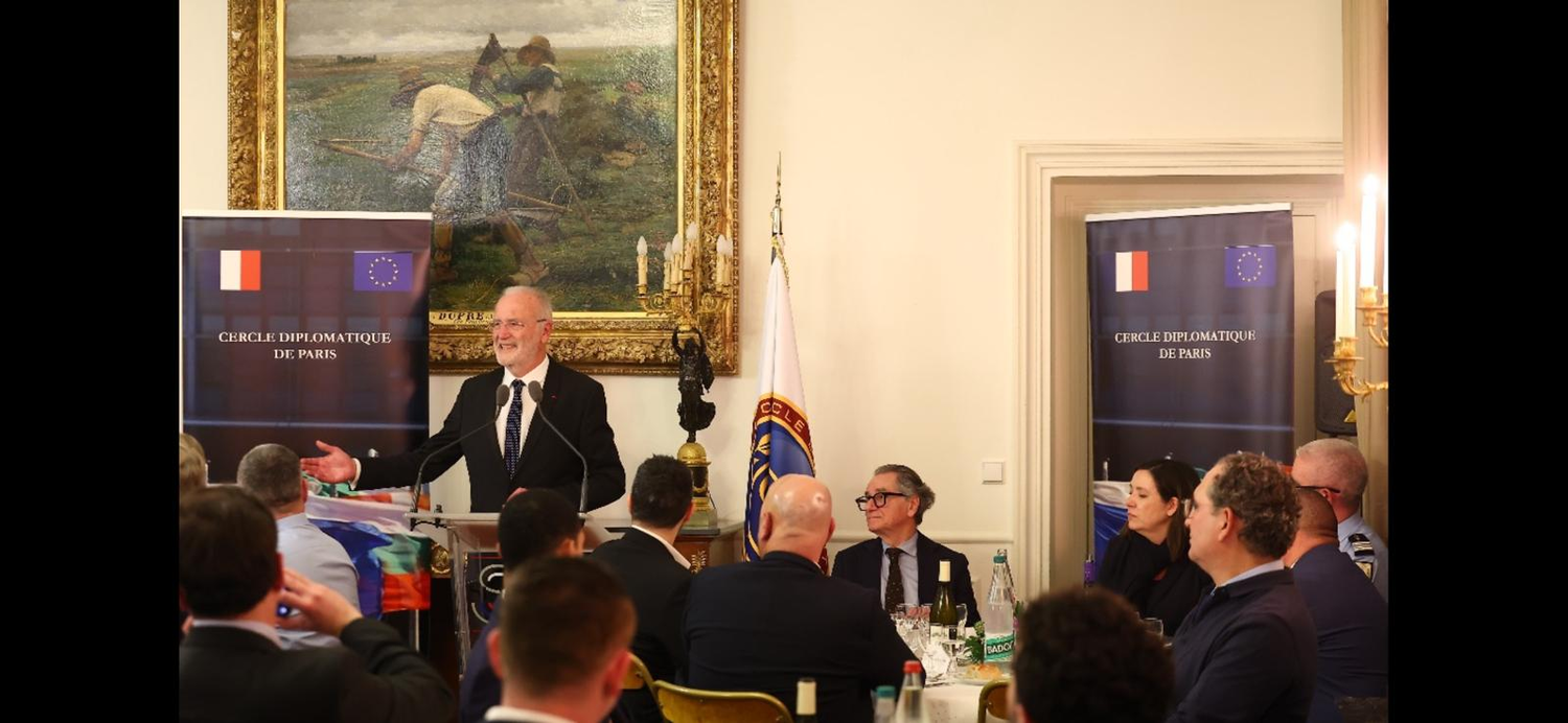 Place Diplomatique - Hôtel Alfred Sommier, Paris